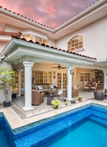 luxury home in Panama